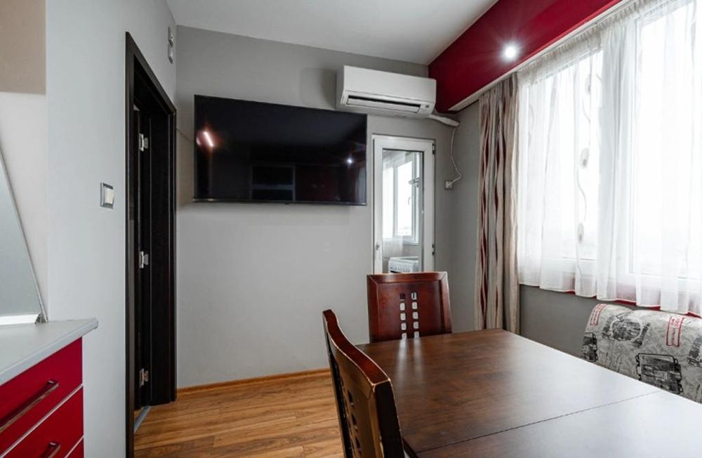 Дава се под наем Двустаен апартамент в Пловдив, Христо Смирненски - 65 кв.м за 450 € - Снимка #3