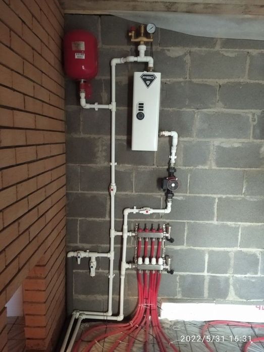 Сантехник мастер.