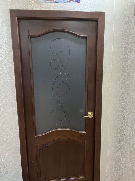 Продам б/у двери