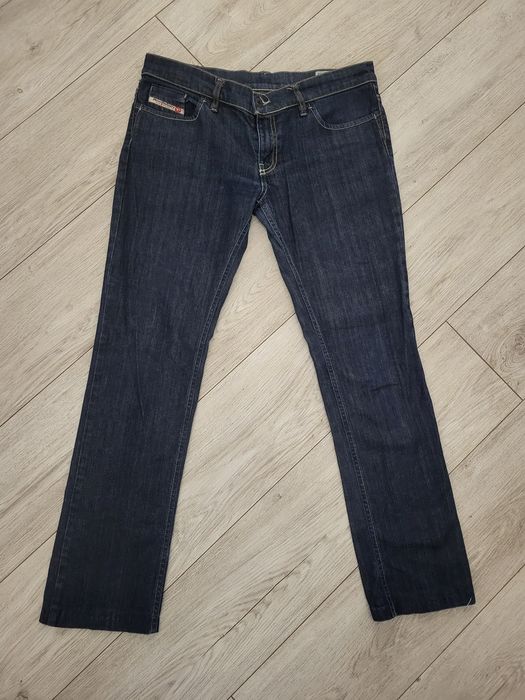 Джинсы Diesel...