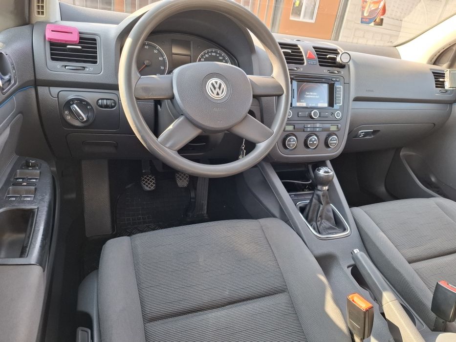 Wv golf 5 16 benzina  an 2005