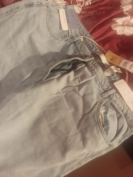 Pantaloni blugi marimea 50