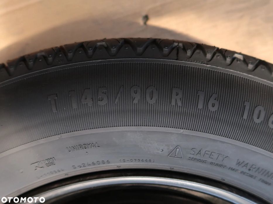 Резервна  гума бандажна тип патерица Фиат 500х 145/90/16 5х110 ЕТ22