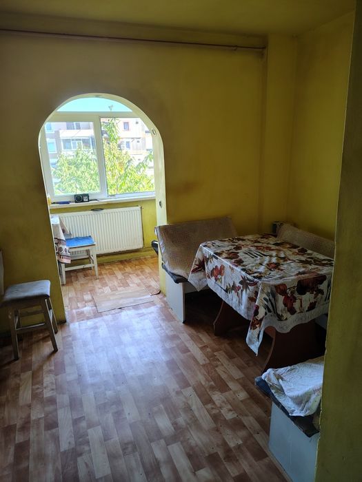Inchiriez camera in apartament Pitesti  Gavana 3