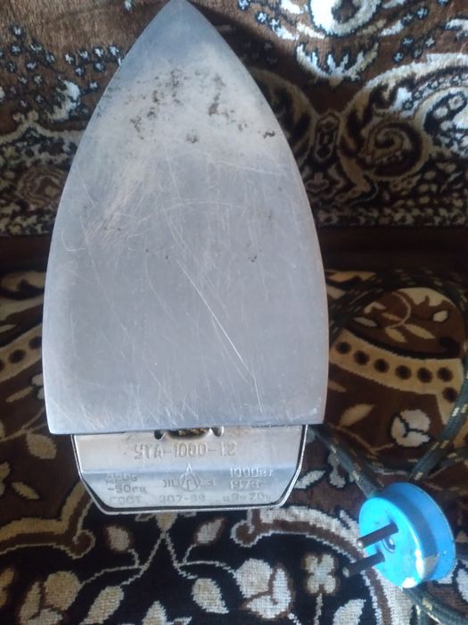 Утюги.             .