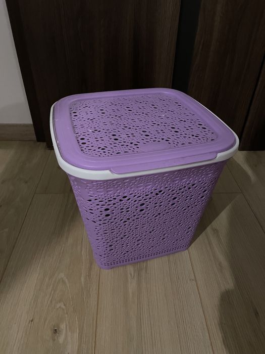 Cos de rufe mov floral