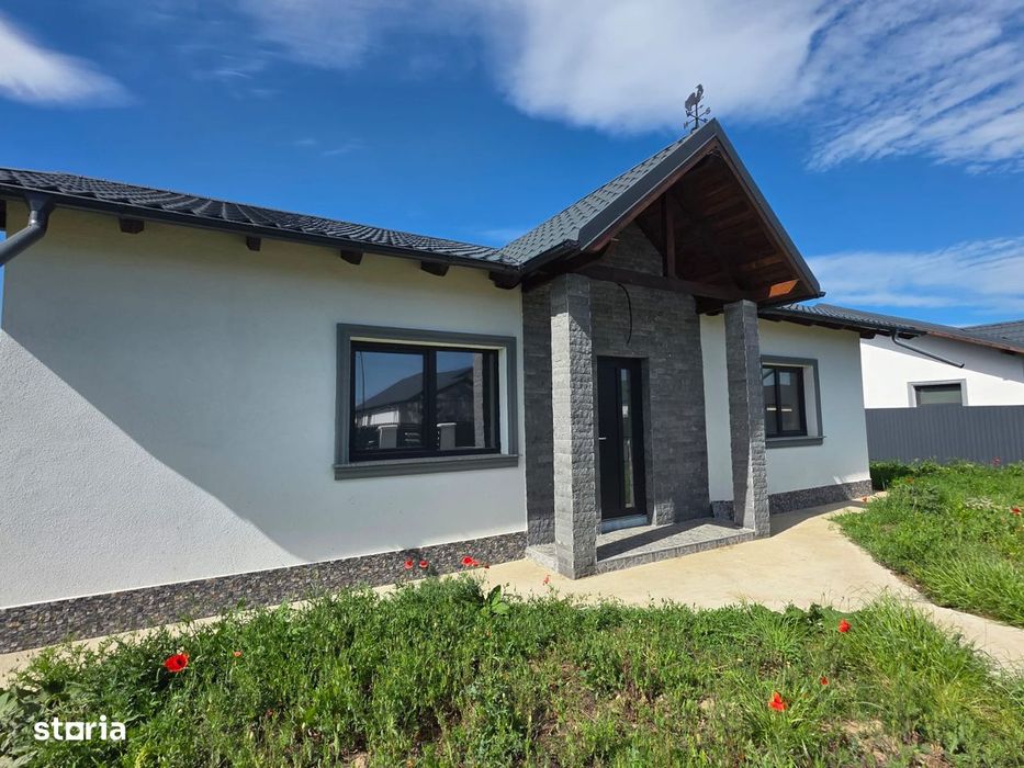 Casă în Horia, construcție 2025, living, 3 dormitoare, 2 băi