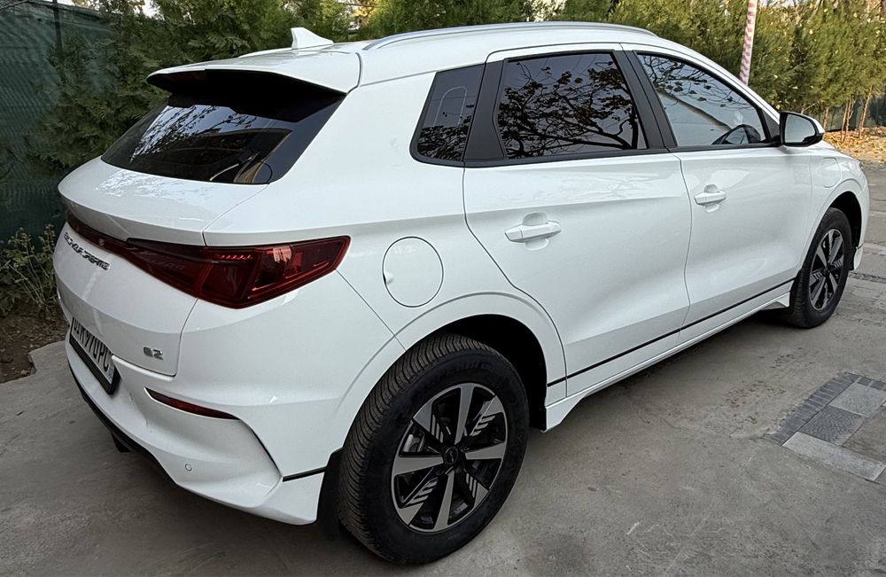 BYD E2 ideal holatda