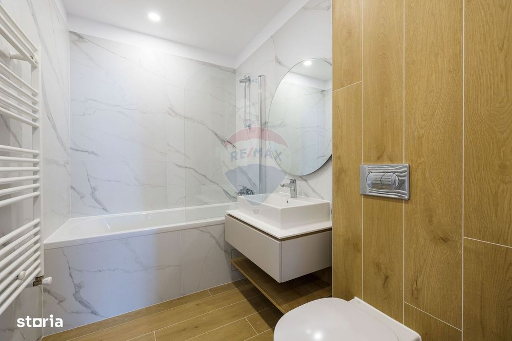 Apartament 2 camere în Urban Plaza. Vedere spre parc. Mobilat complet.