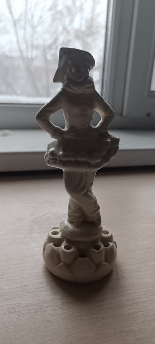 Статуэтка германия