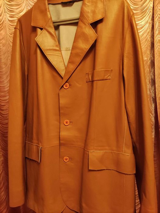 продавам кожено сако от агнешка кожа