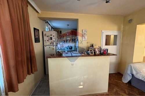 Продава се Етаж от къща в Шумен, Пожарната - 110 кв.м за 1395 €/кв.м - Снимка #5