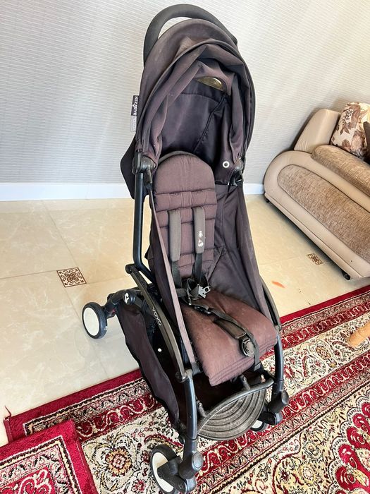 Коляска фирмы yoyo