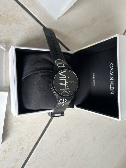 Часовник Calvin Klein Color  K5E51TBZ-Кварц,40мм