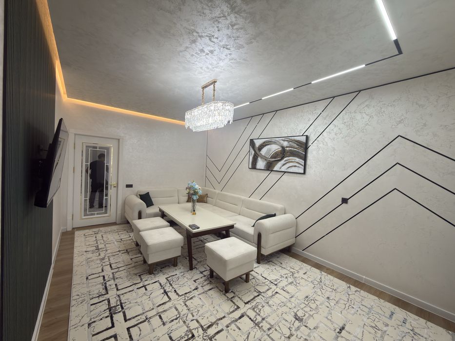 Продаётся шикарная 3-комнатная квартира со всеми удобствами.