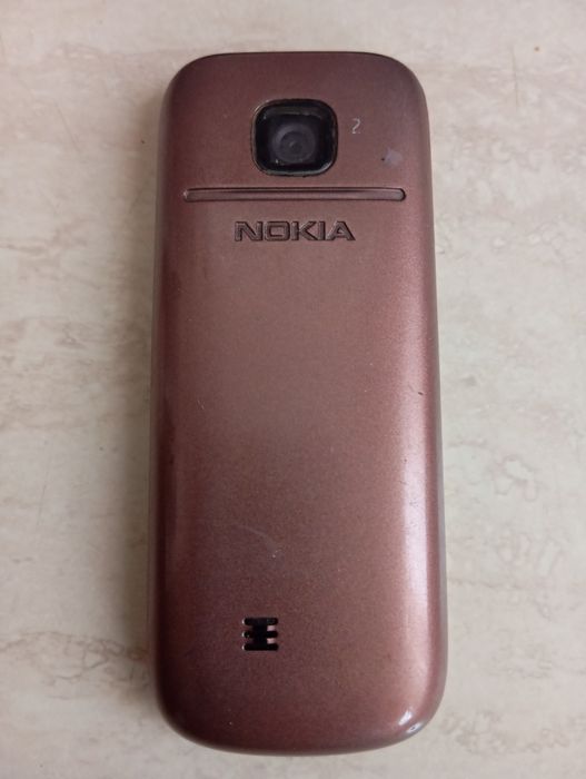 Telefon Nokia 2700c