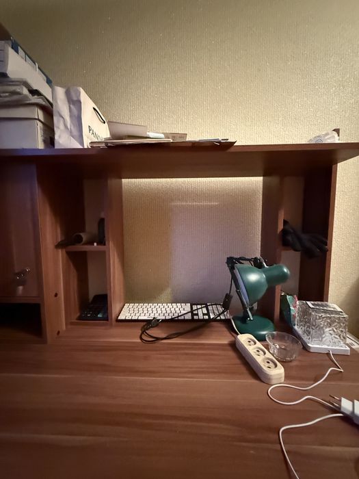 стол в отличном состоянии