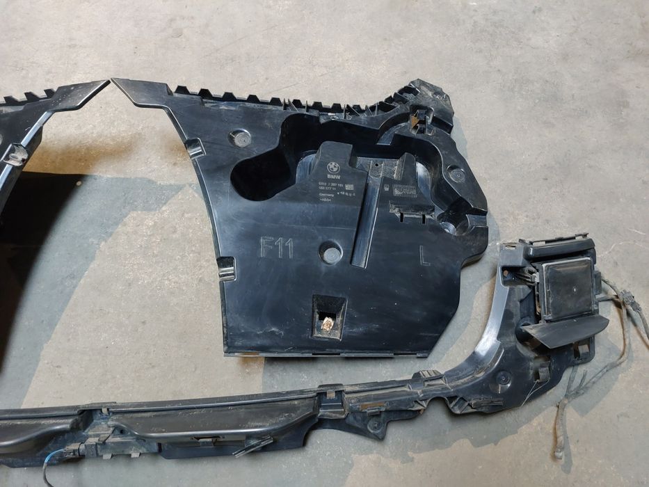 Set suport bară spate cu modul control unghi mort BMW F11