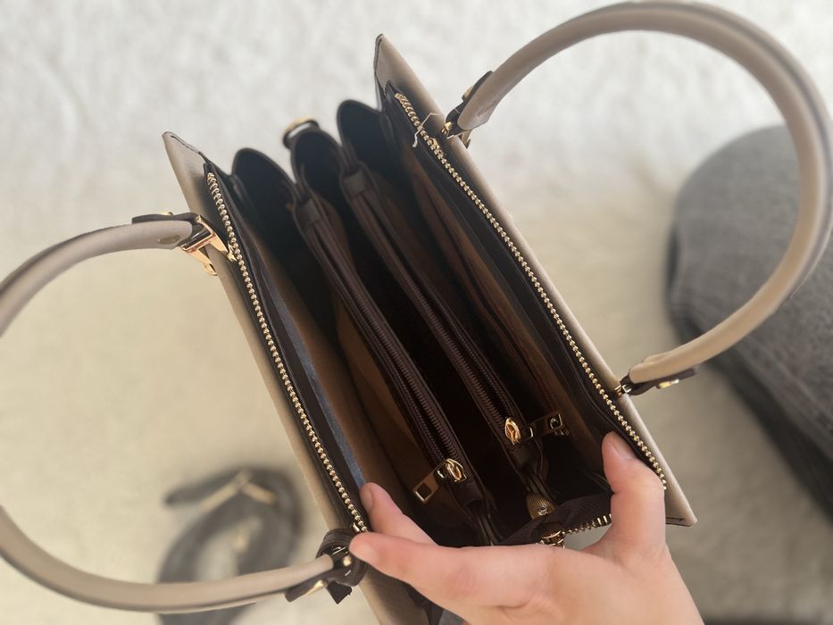 продам сумку Guess