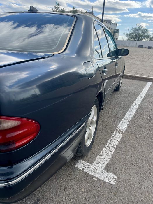 Продам Mersedes benz w210