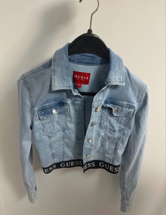 Vand geaca de blugi guess