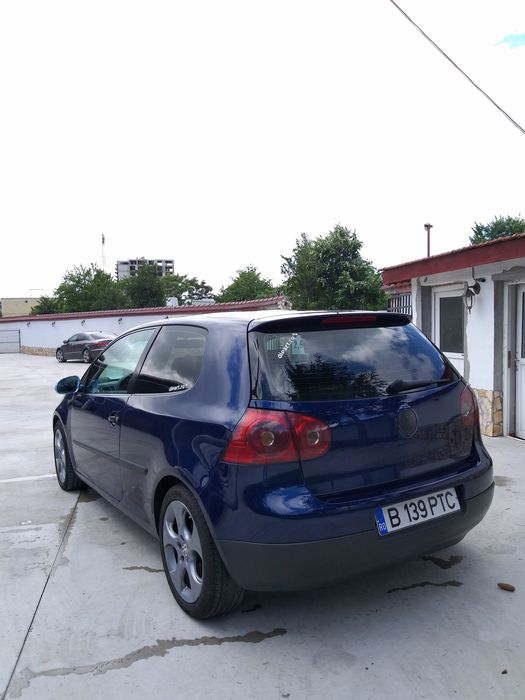VOLKSWAGEN Golf 2004 — imagine 3