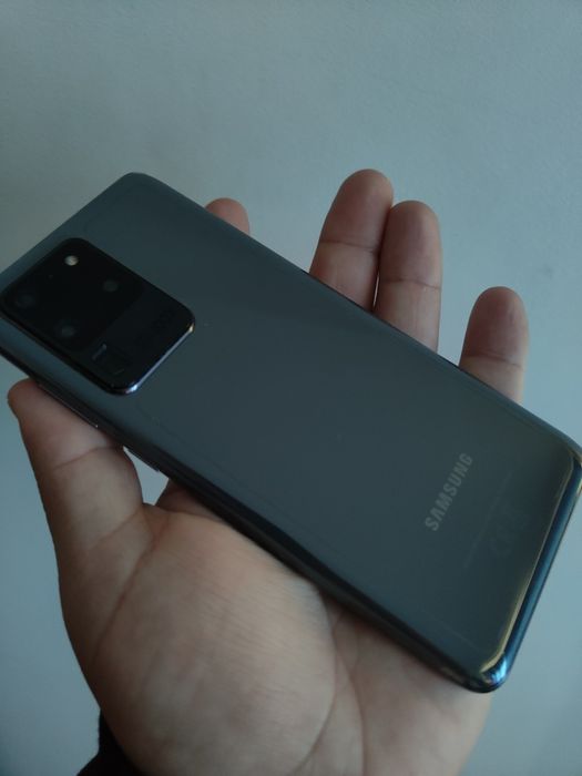 Samsung S20 Ultra 5G .. 128Gb 12Gb dualsim