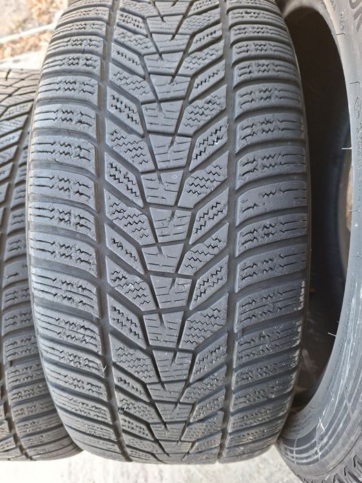 Продам шины 235/45/18 ханкук