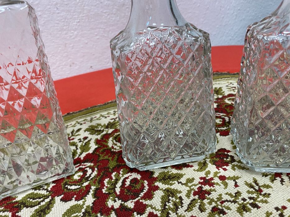 Немски кристал 1950те години бутилки с тапа Германия винтидж