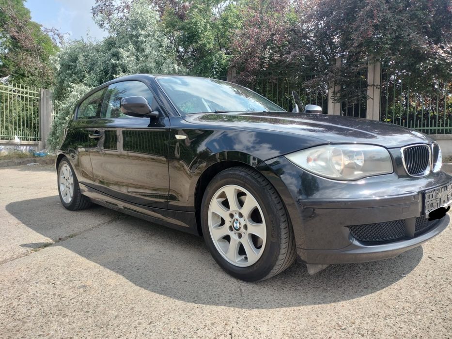 Vând Seria 1 E87 Coupe