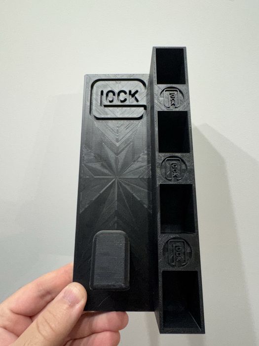 Стойка за Glock G17, G19, G45 и др