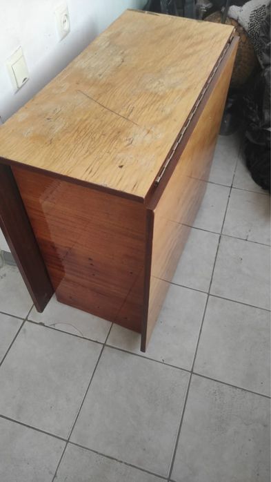 Стол книжка продам недорого
