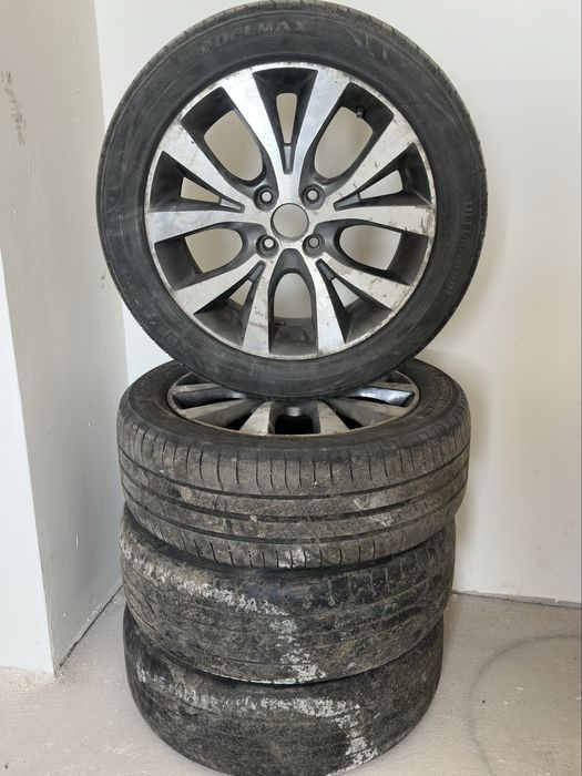 Продается б/у покрышки лето