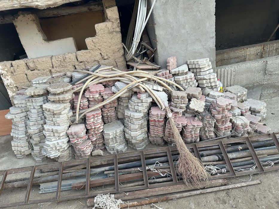 Кафель осындай ..