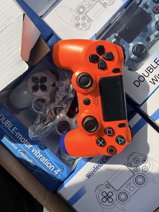 Manete ps4 compatibile, noi, sigilate - pret pentru 2 bucati