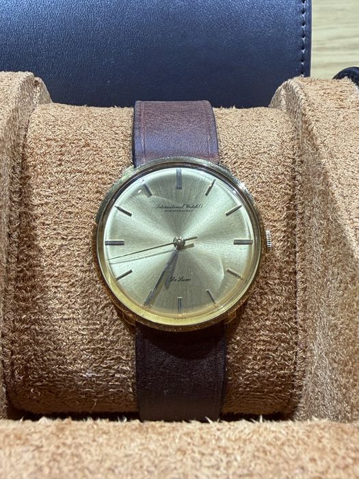IWC De Luxe 18k aur