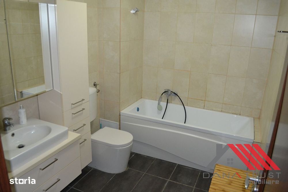 Giroc, strada Marte, cartierul Astrilor - UM - 2 cam - 350 euro