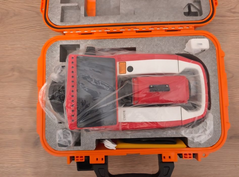 Statie Totala Alpha-Geo Z Gnss  2secunde 1000 m Laser