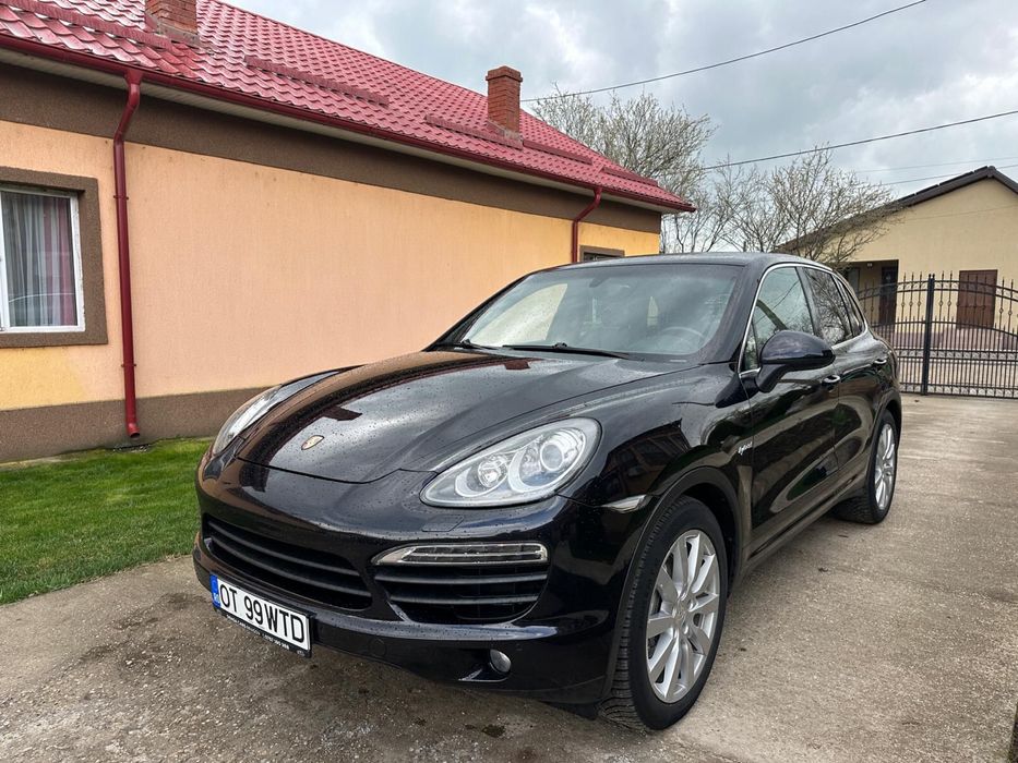 Porche Cayenne 3.0 benzina hibrid