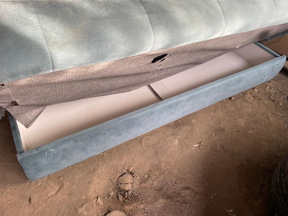 Сатылады  бағалары жазылып тұр