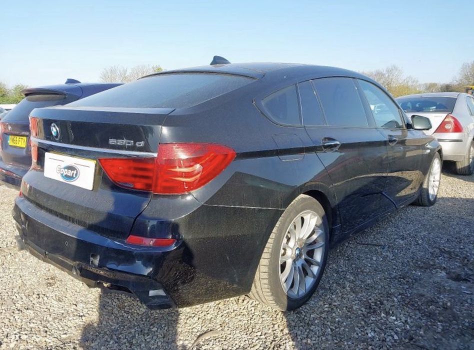Bmw 530 GT 245к.с На части M пакет
