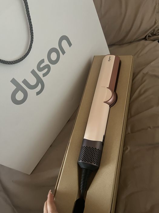 Продам дайсон фен выпрямитель