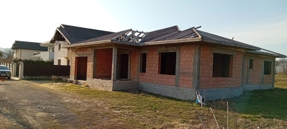 Casă de vânzare Goran Vâlcea strada Ada Orleanu lângă Iveco