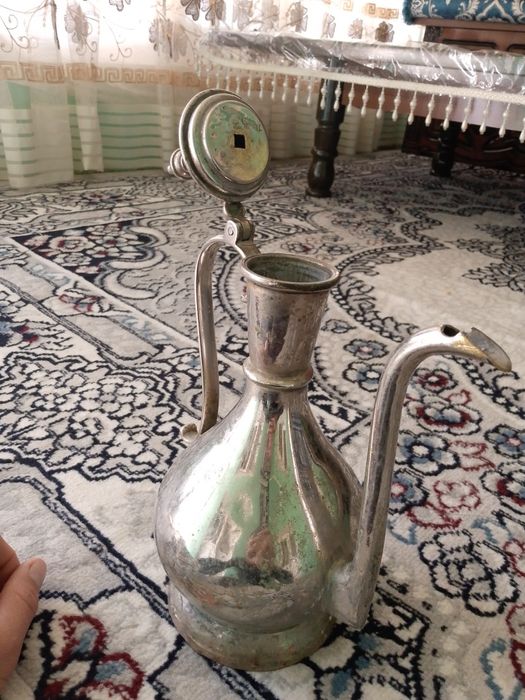 Obdasa qoʻl yuvadigan  stiladi antikvar 140 yilik  juda eski  asirli