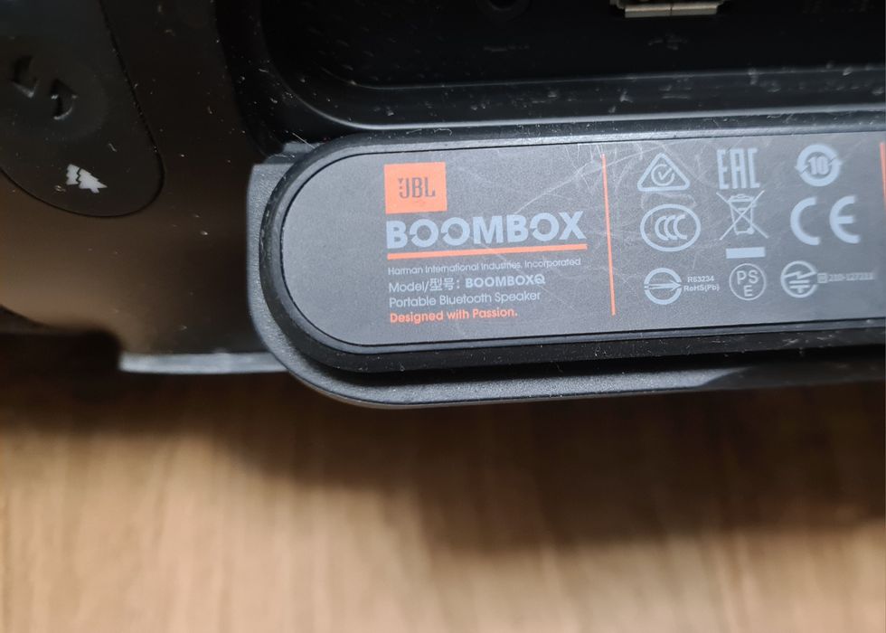 Boxă portabilă JBL Boombox