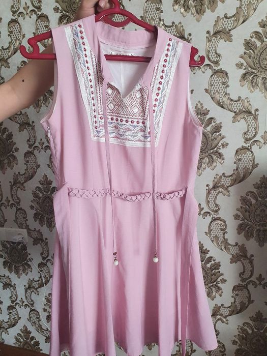 Платье качественные вечернии и летнии