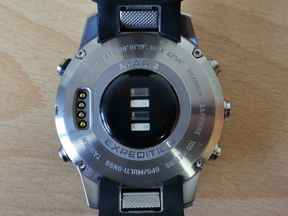 Garmin MARQ Expedition смарт часовник