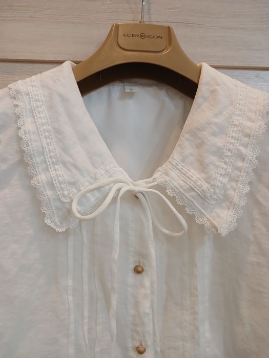 Нежные 2 белые кофты. Nejniy 2 ta oq kofta