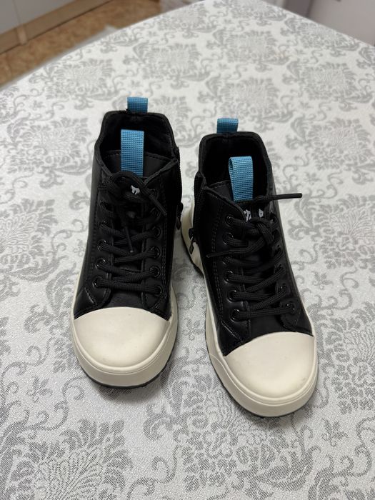 Детская обувь. Новая. Размер 25