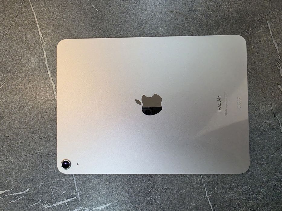 Продам iPad Air M2 11” (128GB) Apple Pencil 2 + чехол клавиатуру